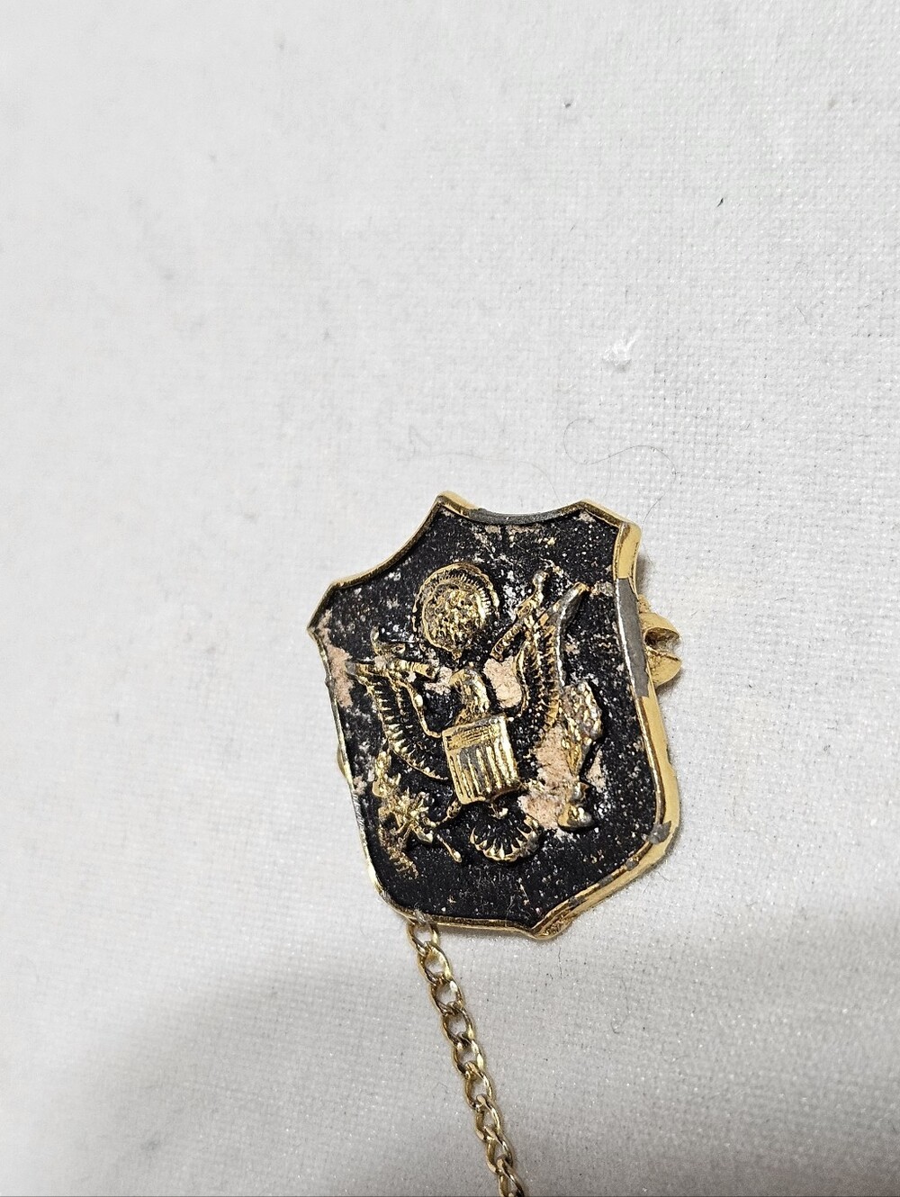 Vintage WWII US Army Infantry Sweetheart Pin Great Seal Shield & Soldier Chain - Picture 6 of 9